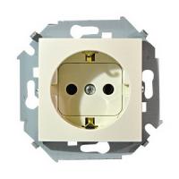 Розетка с заземлением Simon 15 1591432-031