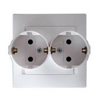 Розетка с заземлением двойная в комплекте с рамкой Simon 15 1590459-030