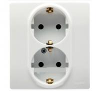 Розетка двойная в один подрозетник с/з, с шторками, белая Etika 672223