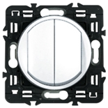 Выключатель влагозащищенный IP44 двухклавишный Legrand Celiane 67001х2 | 67802 | 80251