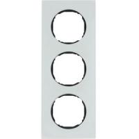 Рамка трехместная плоская полярная белизна стекло 10132609 Berker R8