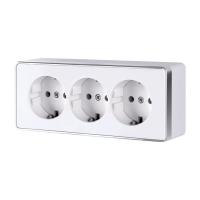 Розетка тройная с заземлением и шторками Gallant белая Werkel Накладные механизмы Gallant белые W5073101