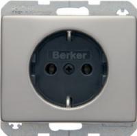 Розетка 47140004 Berker
